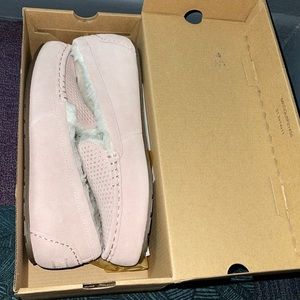 Kookaburra by Ugg Slippers brand new in box.